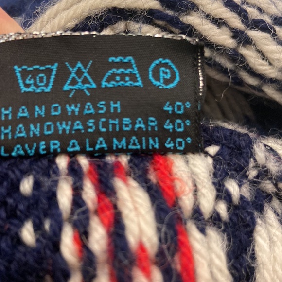 Vtg Dale Of Norway Fair Isle Knit Wool Pompom Hat - Picture 5 of 5